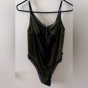 Green lingerie/ bodysuit top